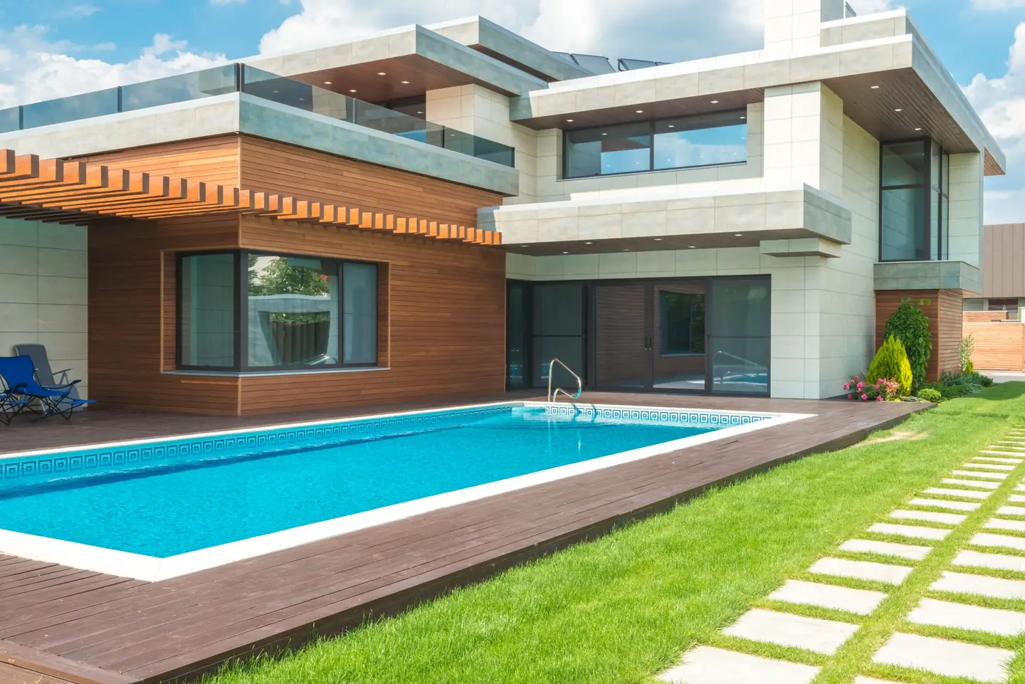 Swimming pool built in North Lambton, NSW